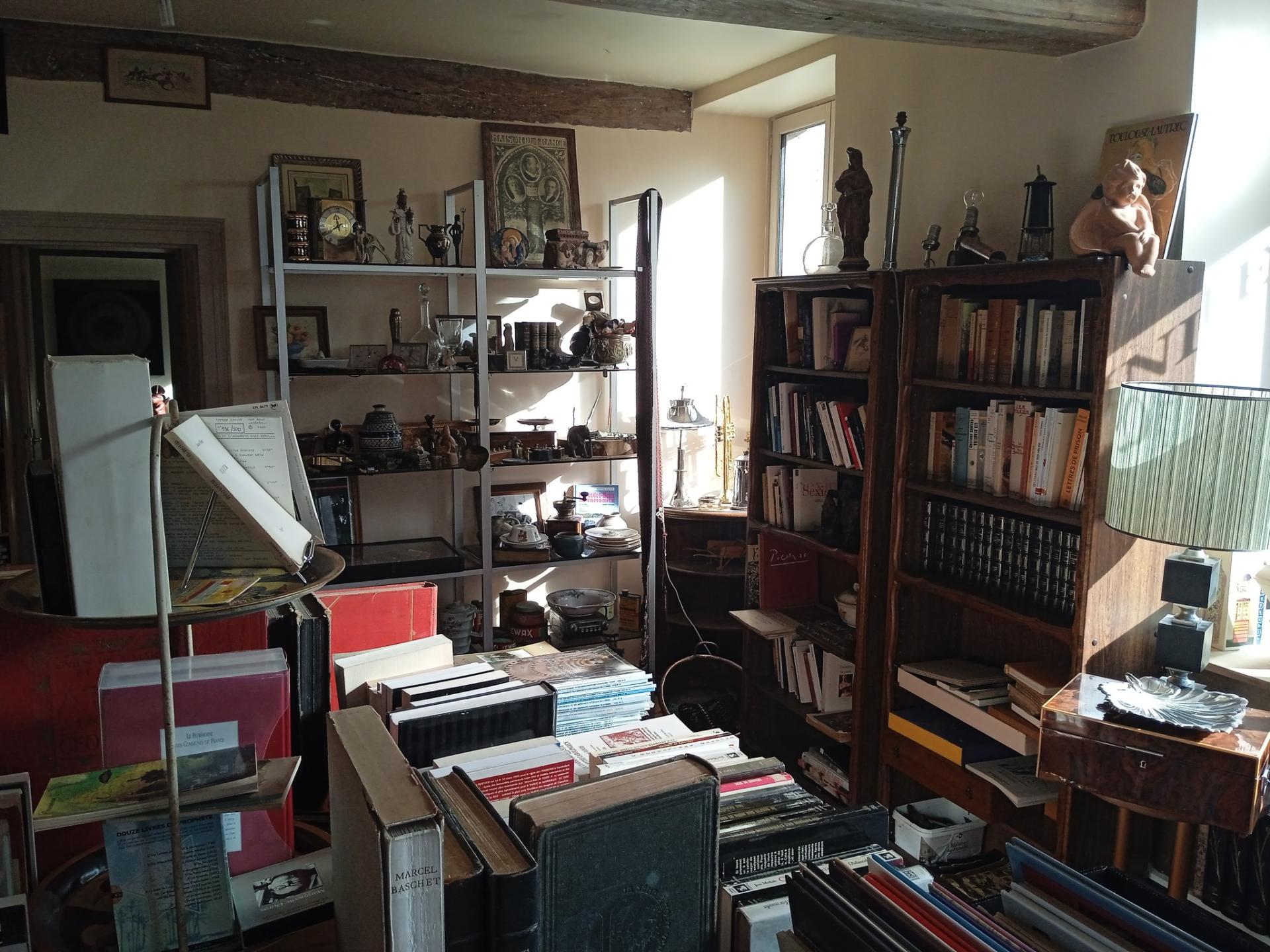 Lucy sur yonne librairie 2